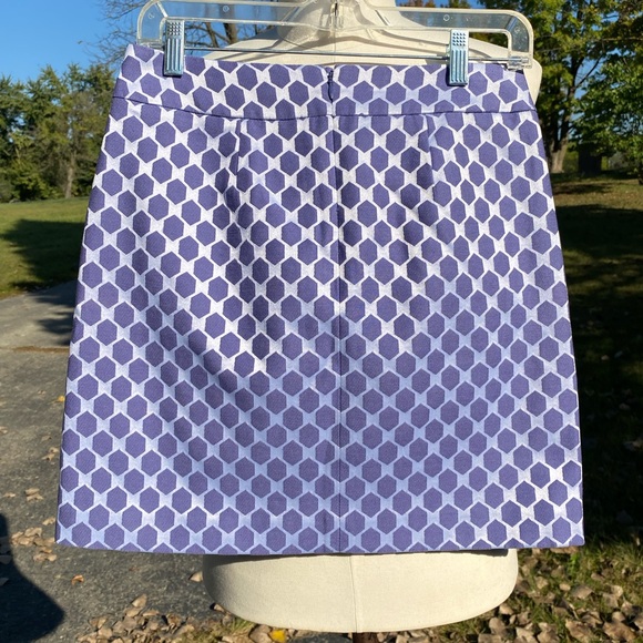 Ann Taylor LOFT 4P Lavender/White Skirt/side pockets~zip closure~fully lined - Picture 4 of 8
